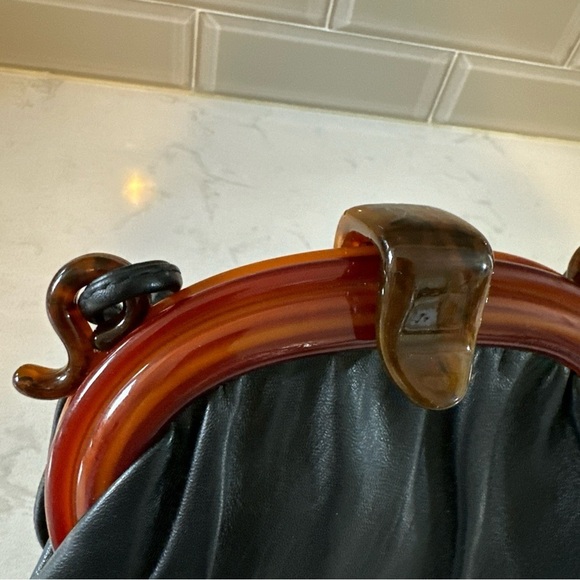 Designer vintage Black leather Ande purse 10 in wide, 7 in tall Beautiful - Picture 7 of 13